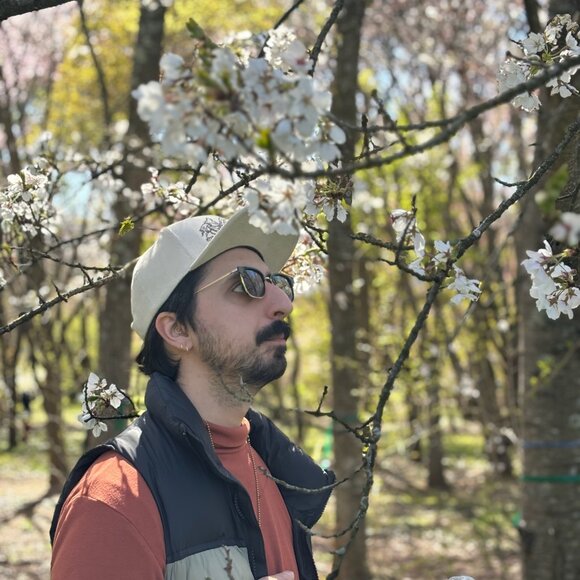 Meet your Posher, Shaan - Picture 3 of 5